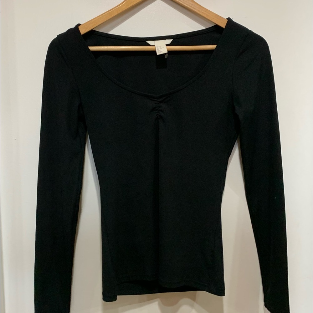 FREE with any purchase 💕3 for $50 H&M long sleeve black top
